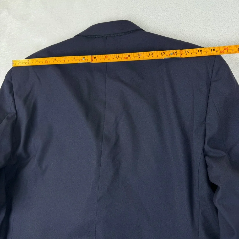 Burberrys Wool Blazer Mens 46 Navy Blue Gold Crest Button Vintage Sport Coat